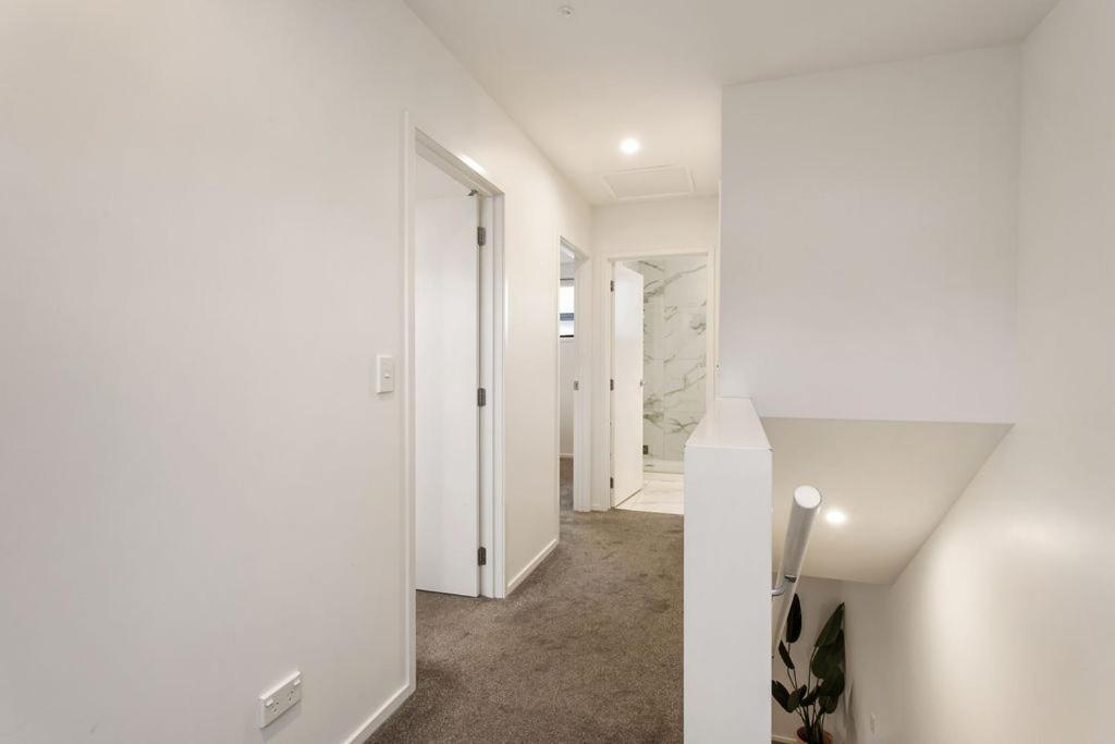 כרייסטצ'רץ' Light & Spacious 2Bdrm Townhouse Off Street Park מראה חיצוני תמונה